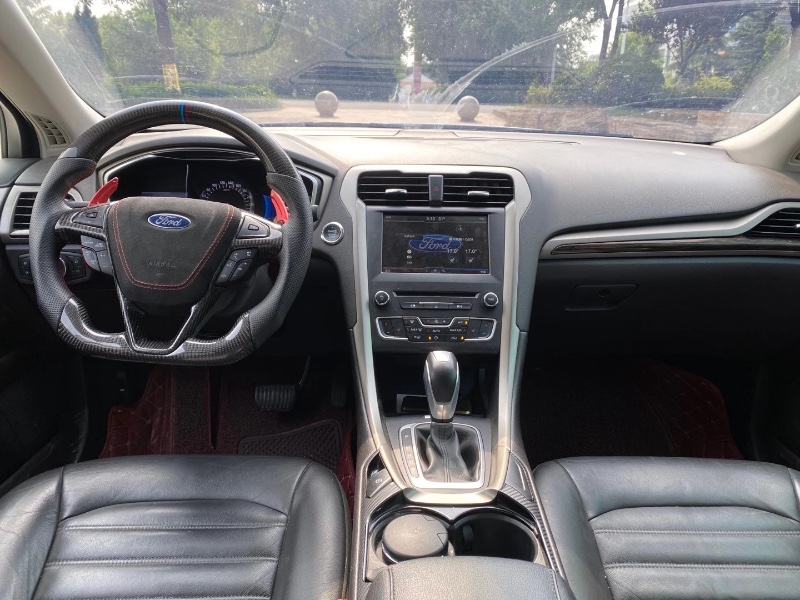 青岛16年福特蒙迪欧1