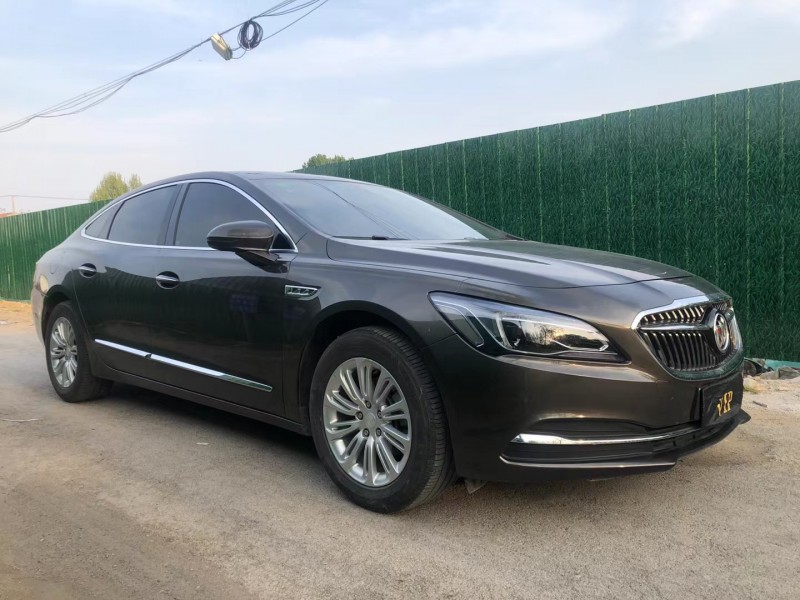 济宁19年别克君越2