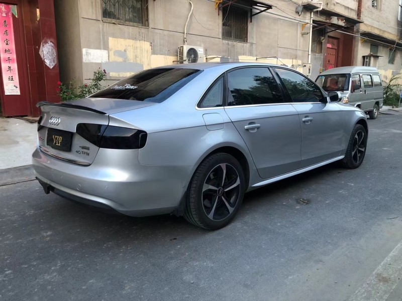 济宁14年奥迪A4L7