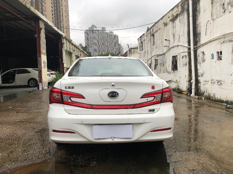 深圳16年比亚迪秦9