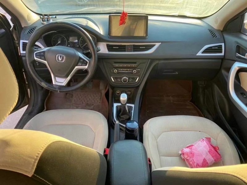 潍坊15年别克君越5