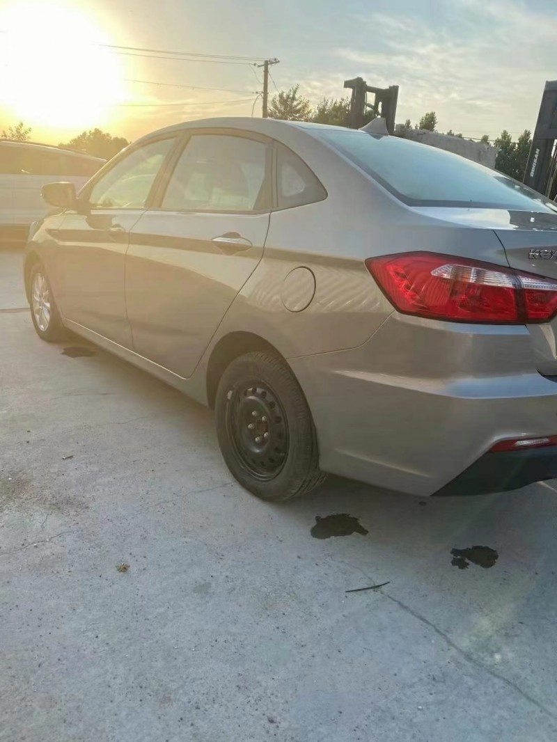 潍坊15年别克君越8