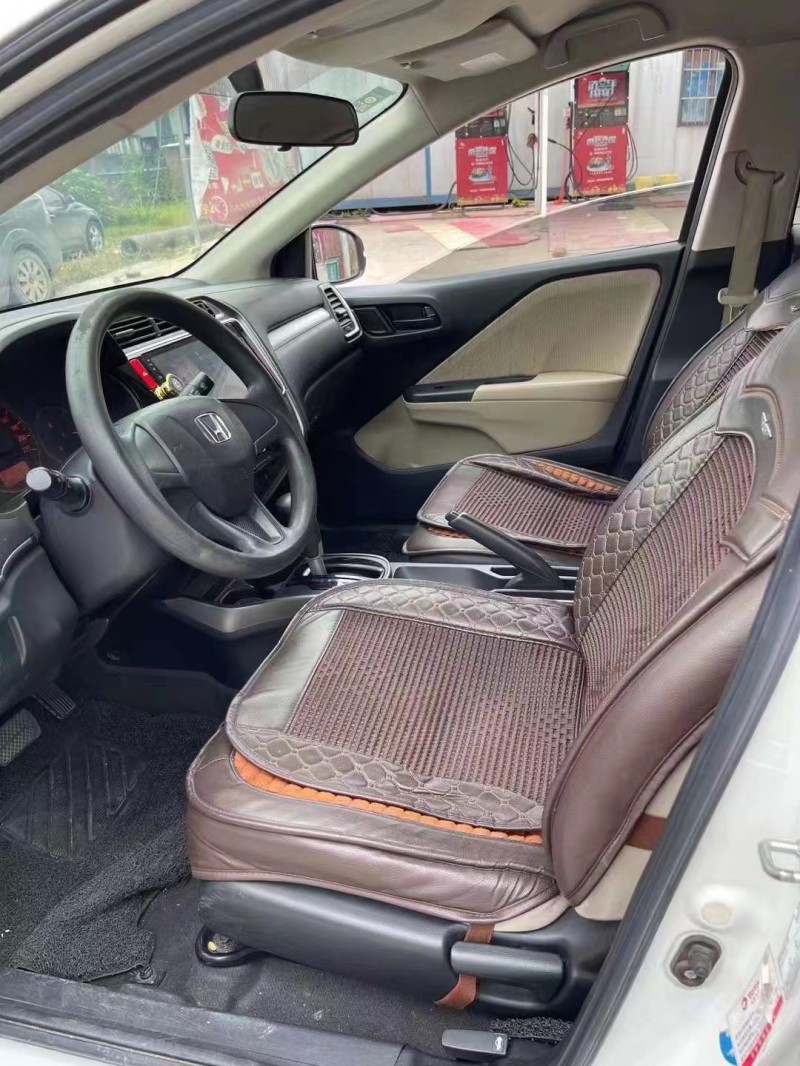 广州16年本田哥瑞4