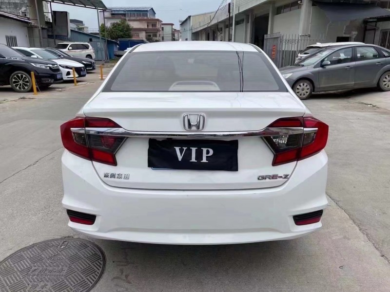 广州16年本田哥瑞8