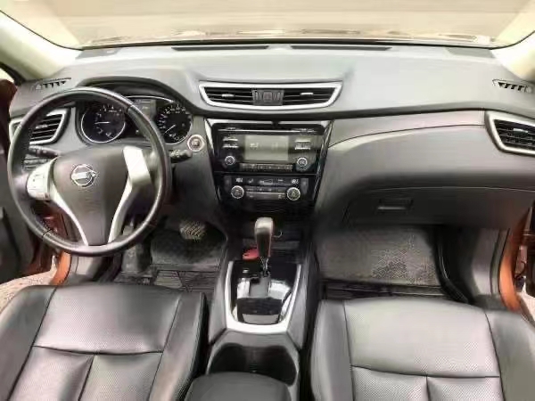 南昌14年日產奇駿6