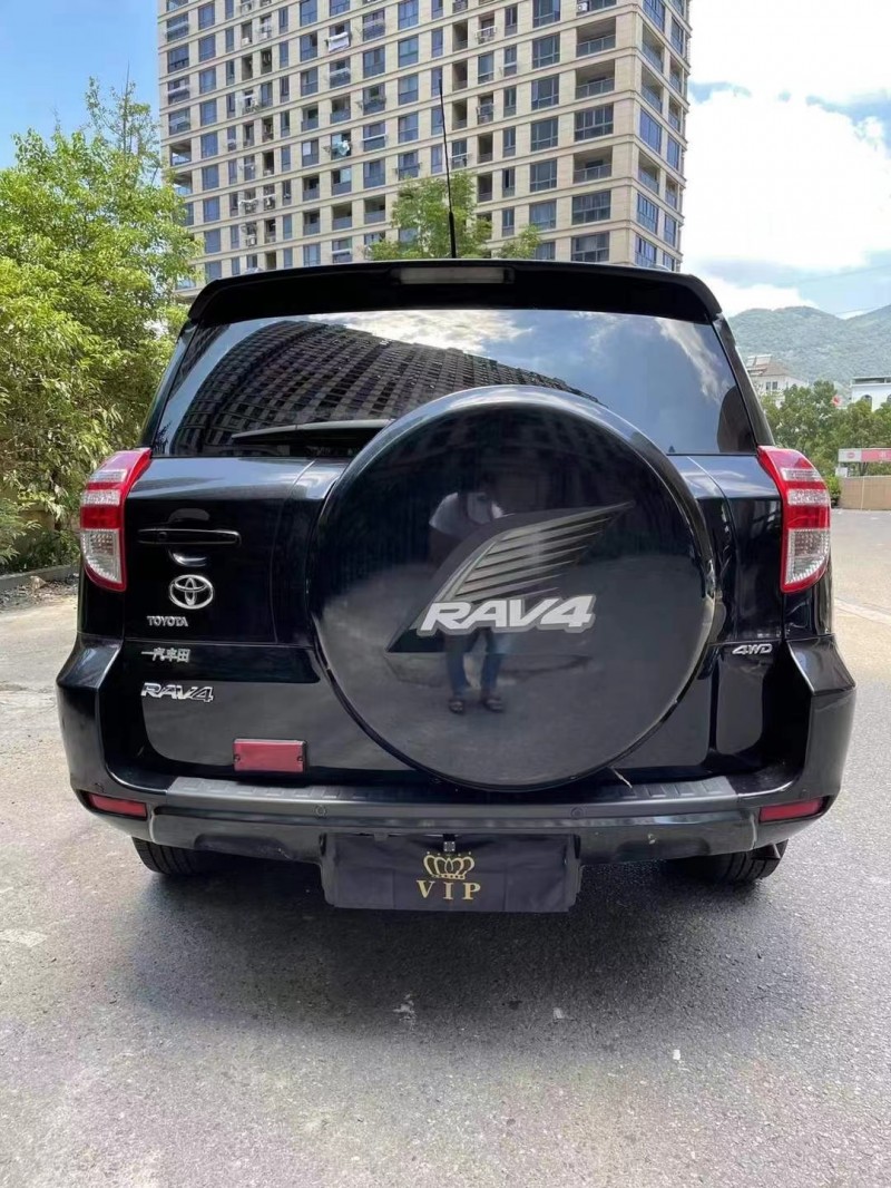 寧波10年豐田RAV48