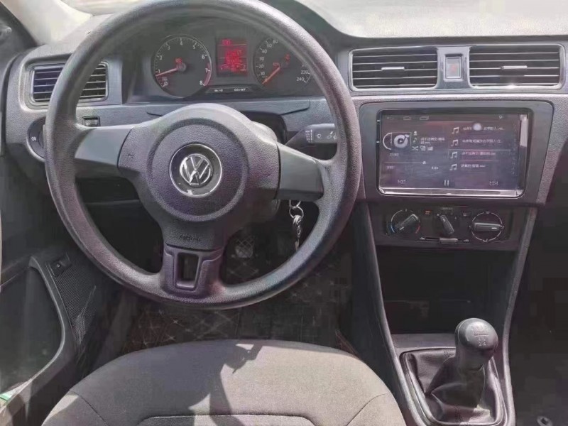 保定16年大众桑塔纳3