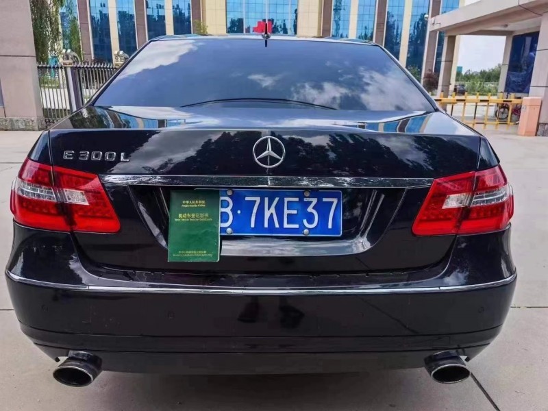 保定13年奔驰E3