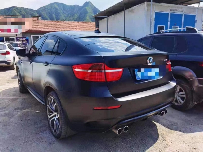 保定10年宝马X69