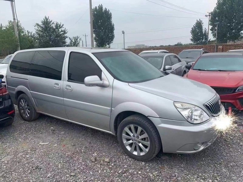 保定12年别克GL85