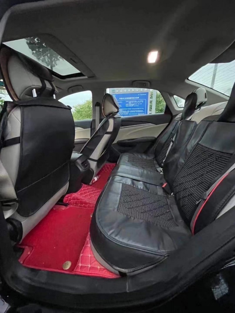 青岛19年别克英朗7