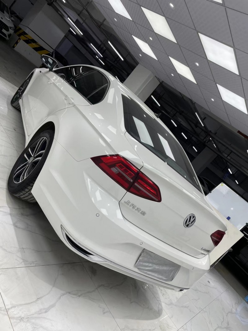 成都20年大众凌渡8