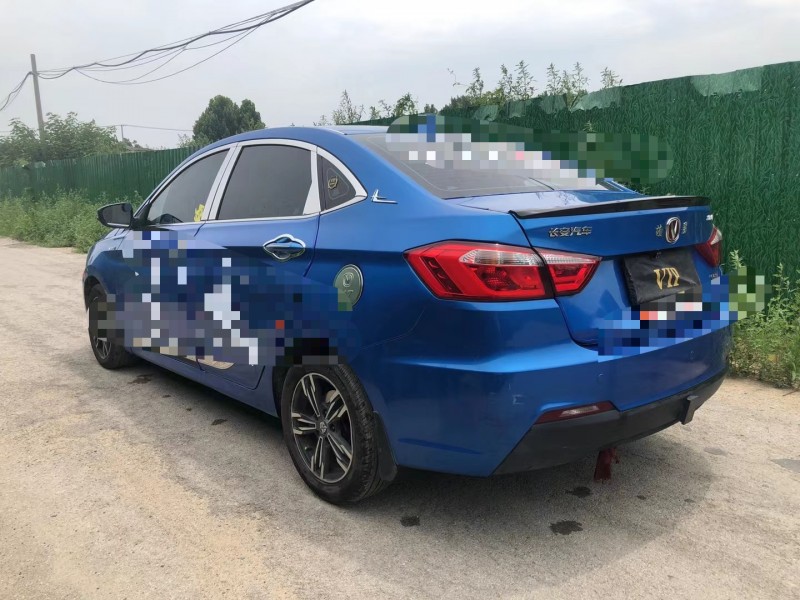 济宁15年长安汽车悦翔V78