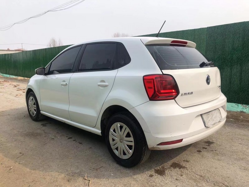 济宁19年大众polo7