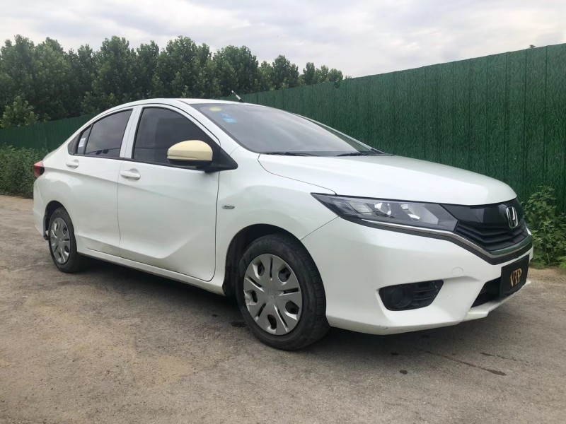 济宁17年本田哥瑞2