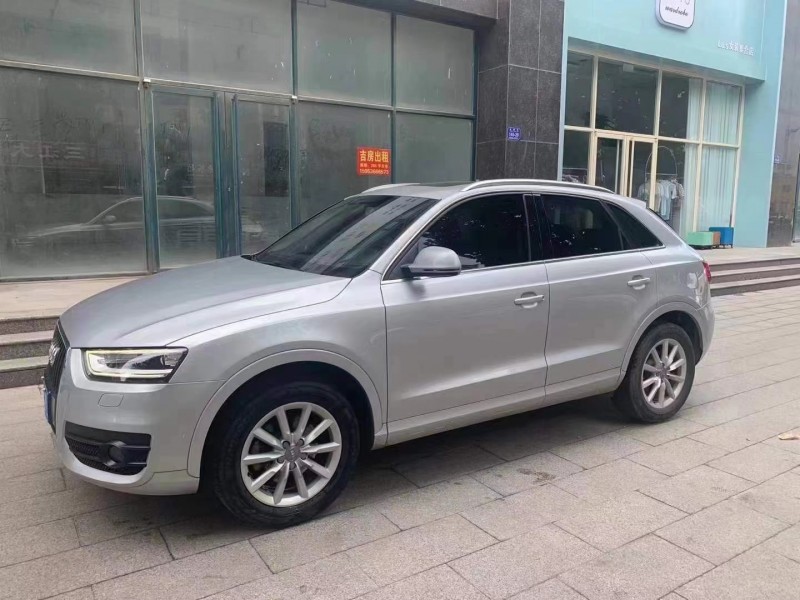 济宁13年奥迪Q38