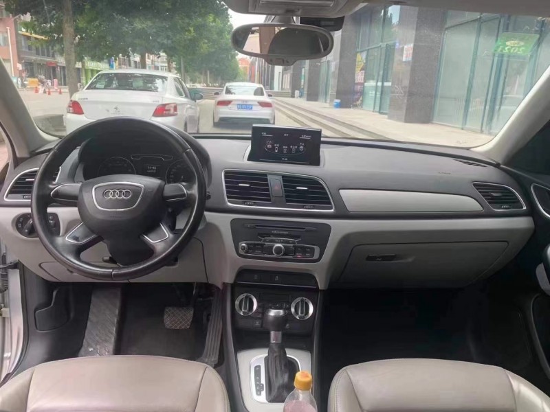 济宁13年奥迪Q33