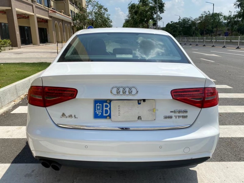 广州15年奥迪A4L9