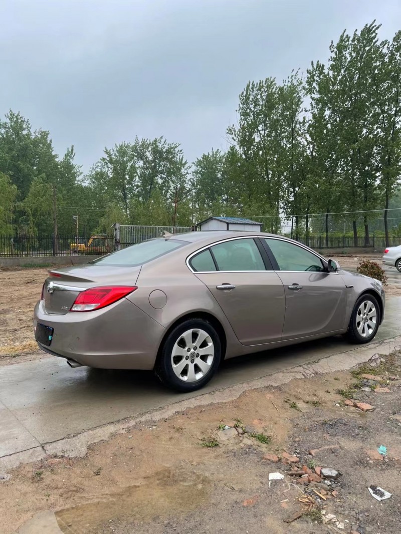 徐州12年别克君威4