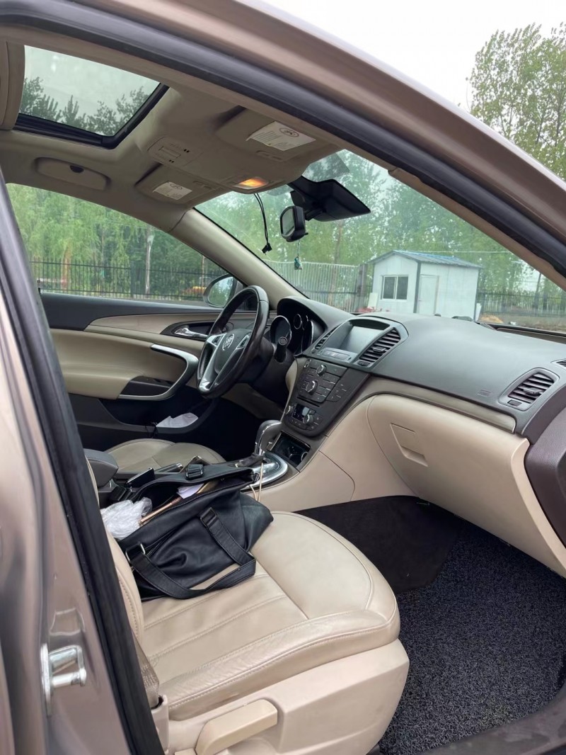 徐州12年别克君威7