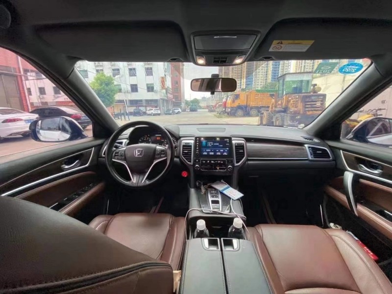 益阳17年本田UR-V4