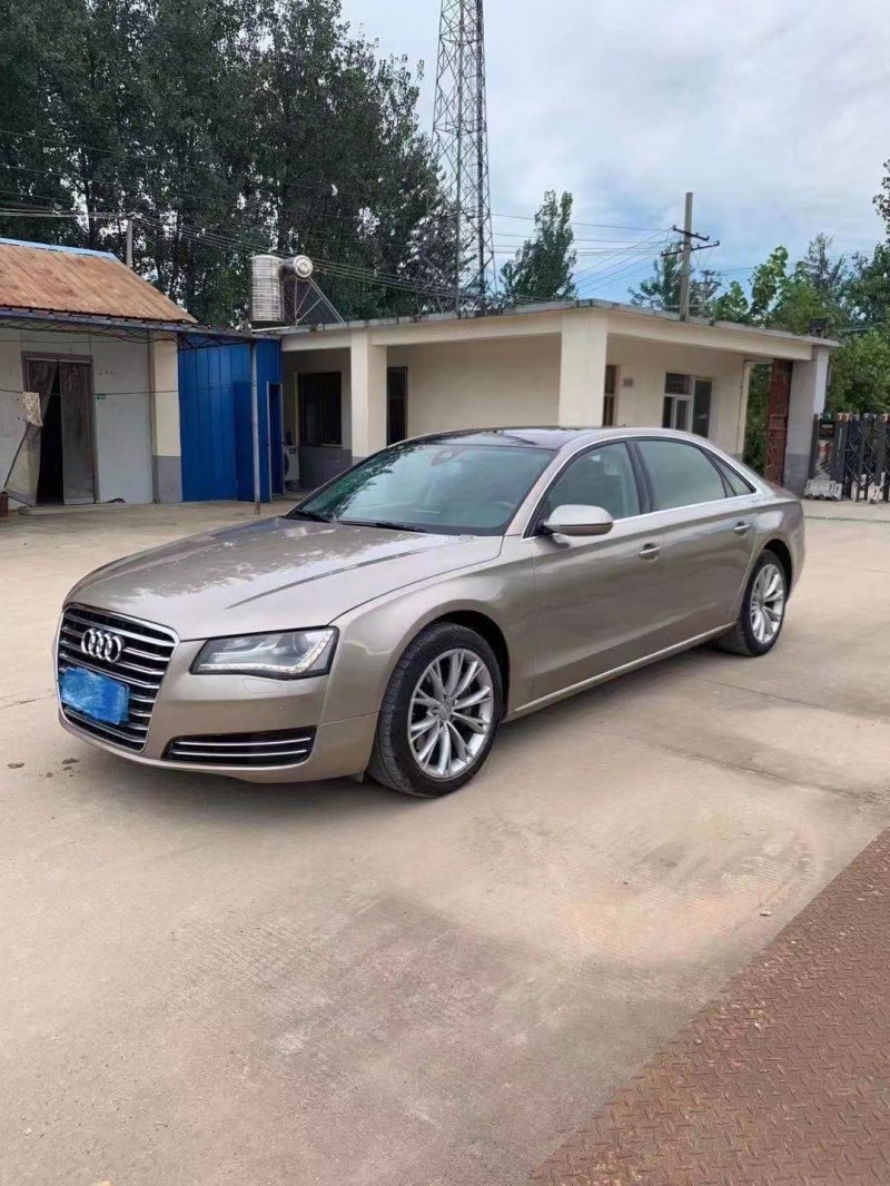 徐州12年奥迪A8L2