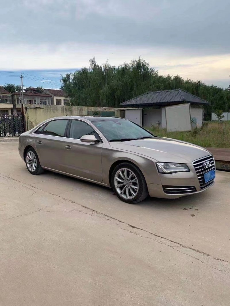 徐州12年奥迪A8L3