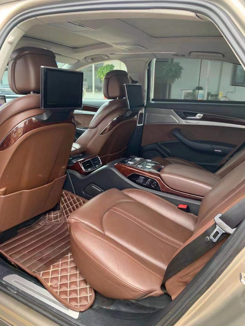 徐州12年奥迪A8L7