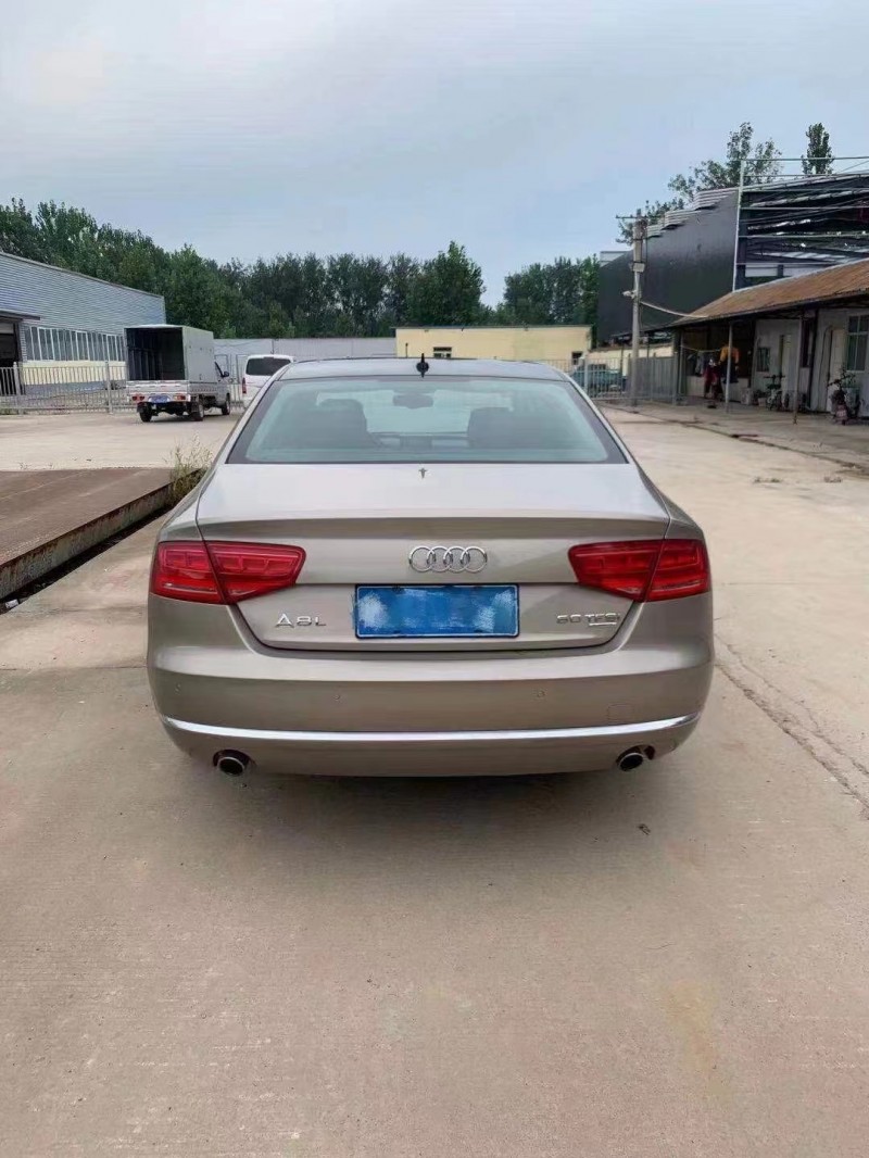 徐州12年奥迪A8L9