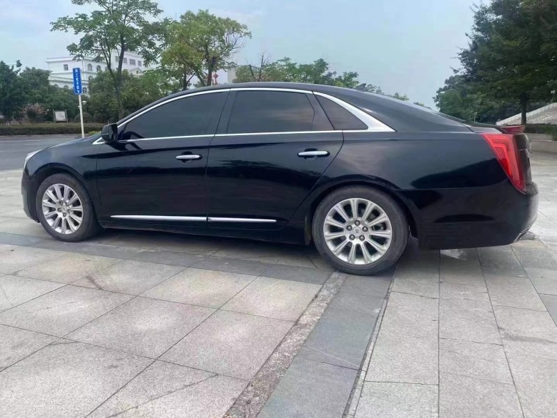 九江13年凱迪拉克XTS3