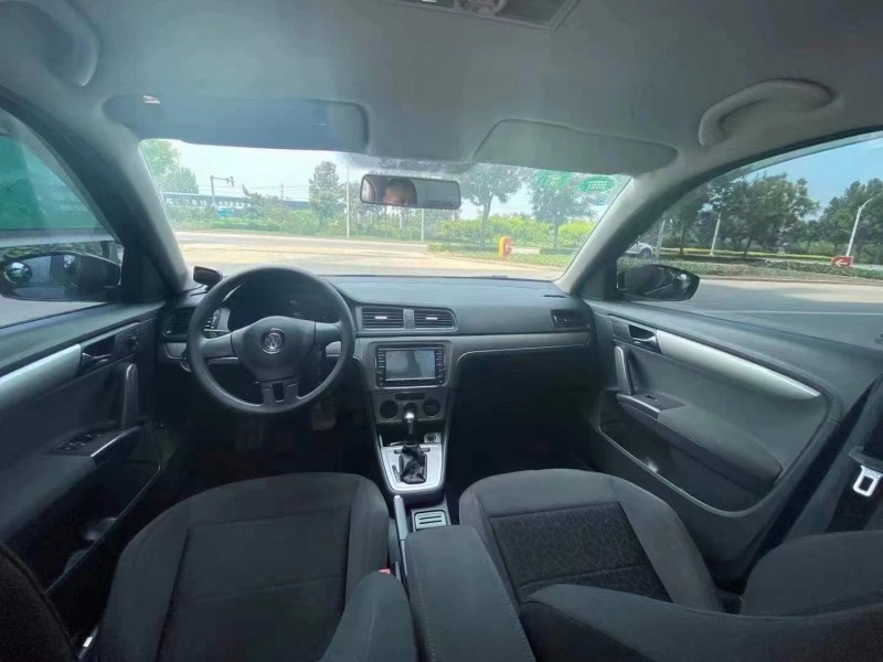 保定14年大众朗逸5