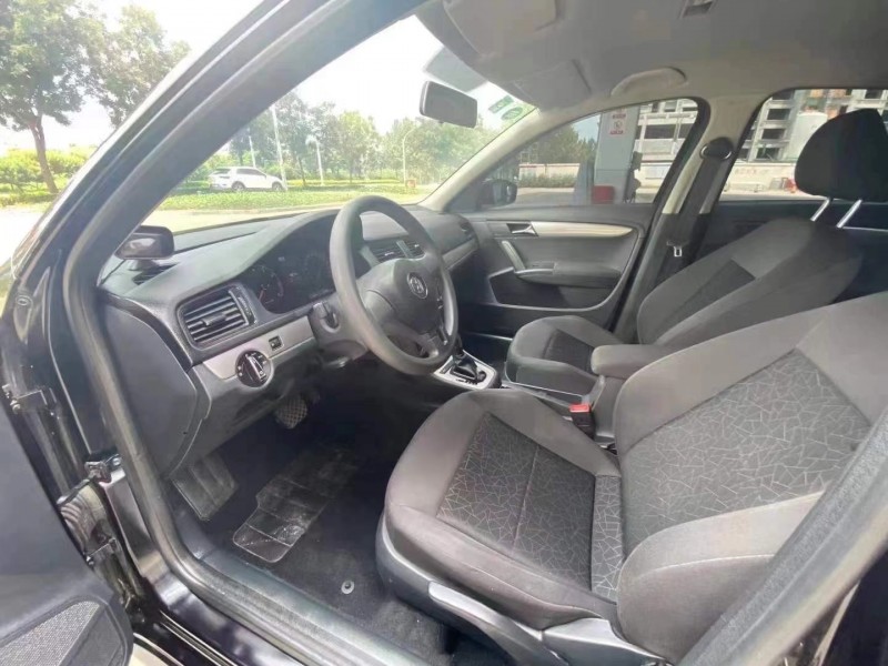 保定14年大众朗逸4