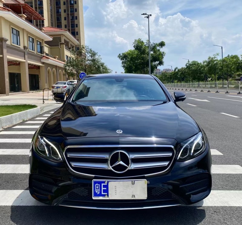 广州18年奔驰E9