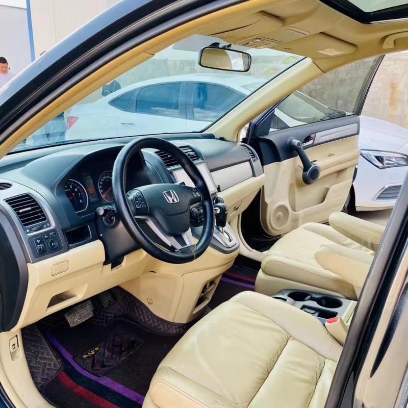 包頭11年本田CR-V3