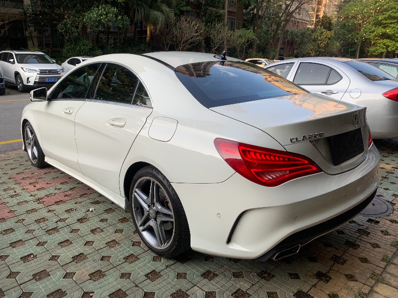 广州16年奔驰CLA3