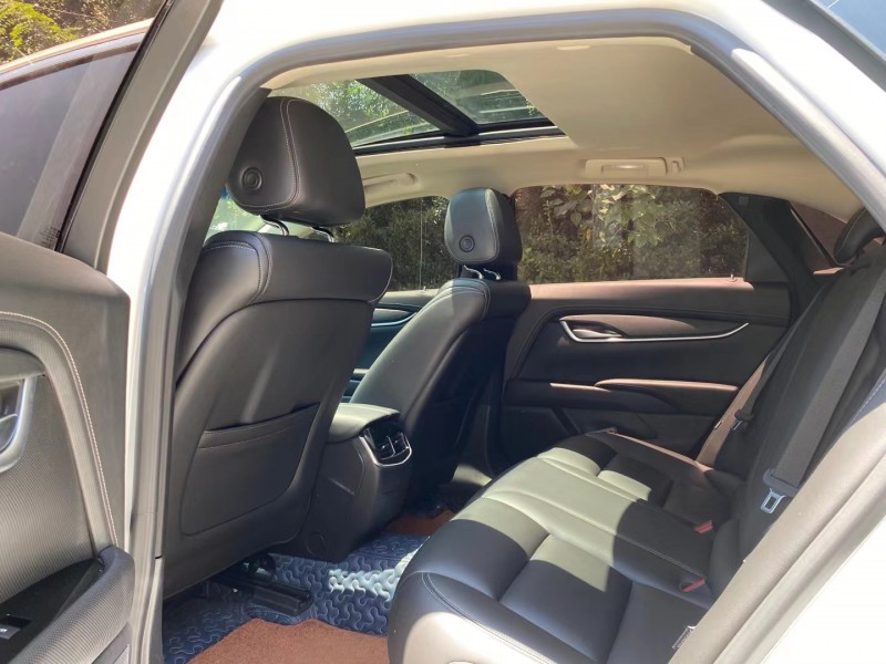 成都18年凯迪拉克XTS4