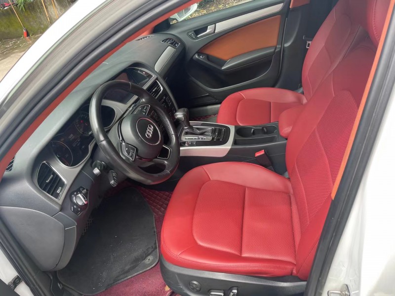 成都14年奥迪A4L4