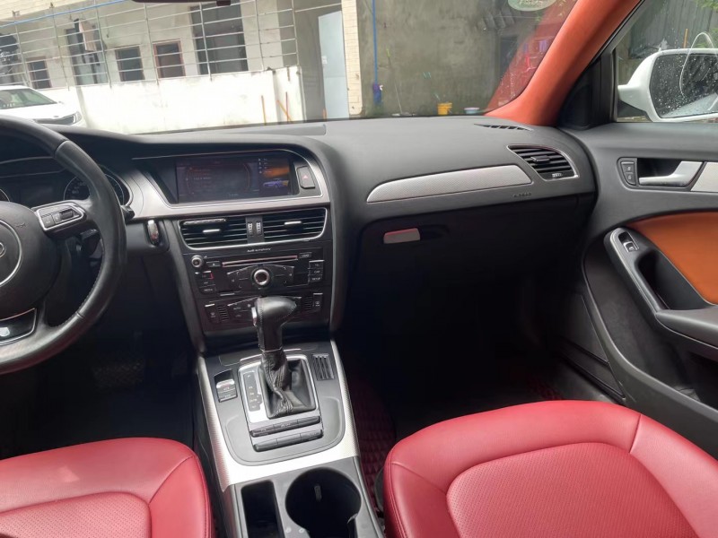 成都14年奥迪A4L5