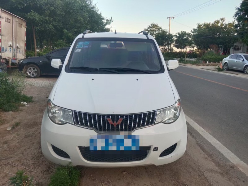 渭南14年五菱汽車宏光7
