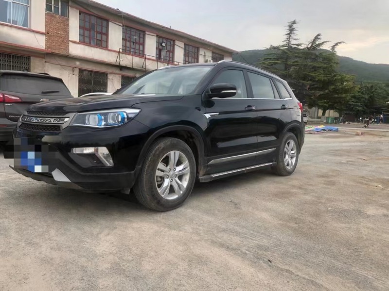唐山16年長安汽車CS752