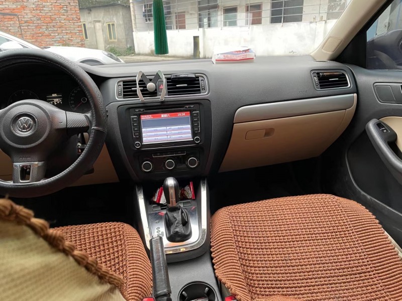 成都14年大众速腾5