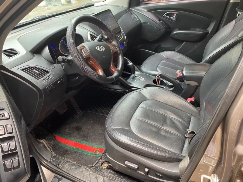 成都13年现代ix354