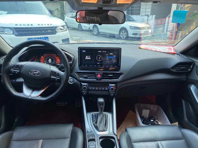 成都19年现代菲斯塔5