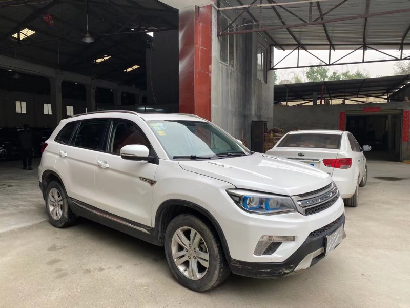 成都15年长安汽车CS753