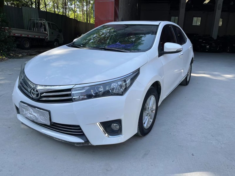 成都16年丰田卡罗拉2