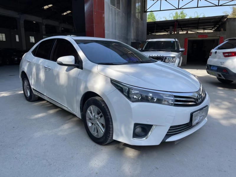 成都16年丰田卡罗拉3