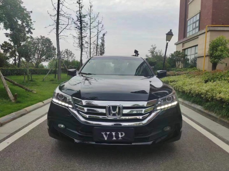 温州15年本田雅阁1