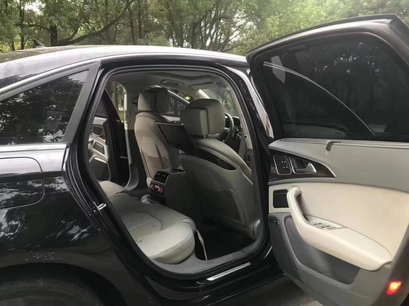 龍巖15年奧迪A6L3