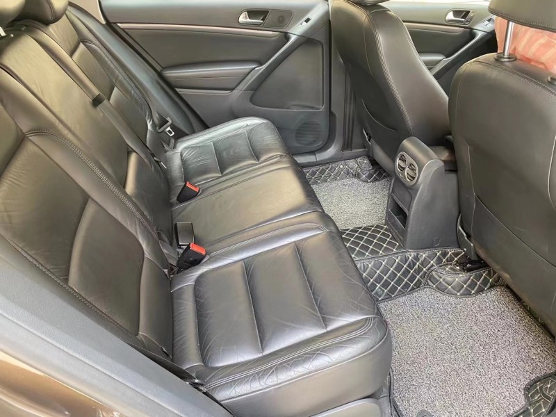 保定13年大众途观6