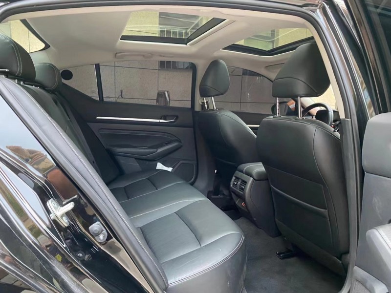 保定20年日产轩逸4